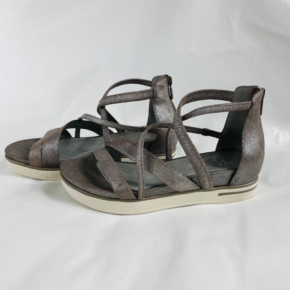 eileen fisher skip